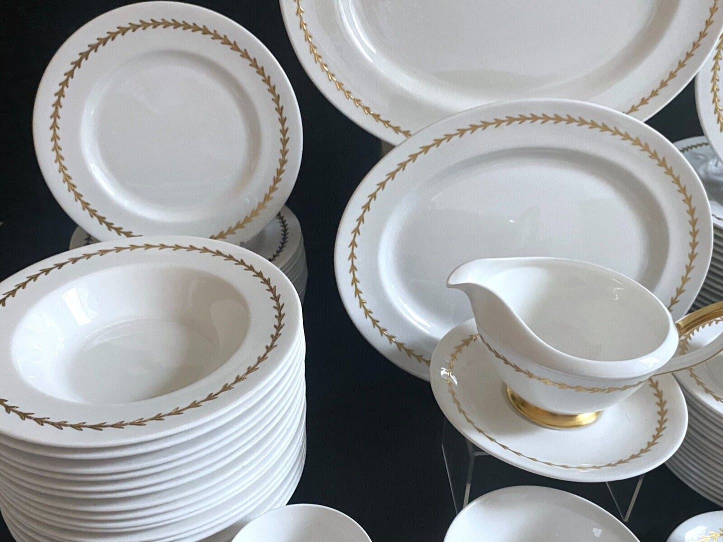 Serve 16 Royal Albert White w/ gold gilt bone china dinner service, 95pcs, MINT