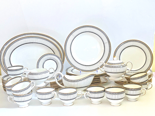 Wedgwood Black Colonnade bone china dinner service for 12, 65-pcs, excellent