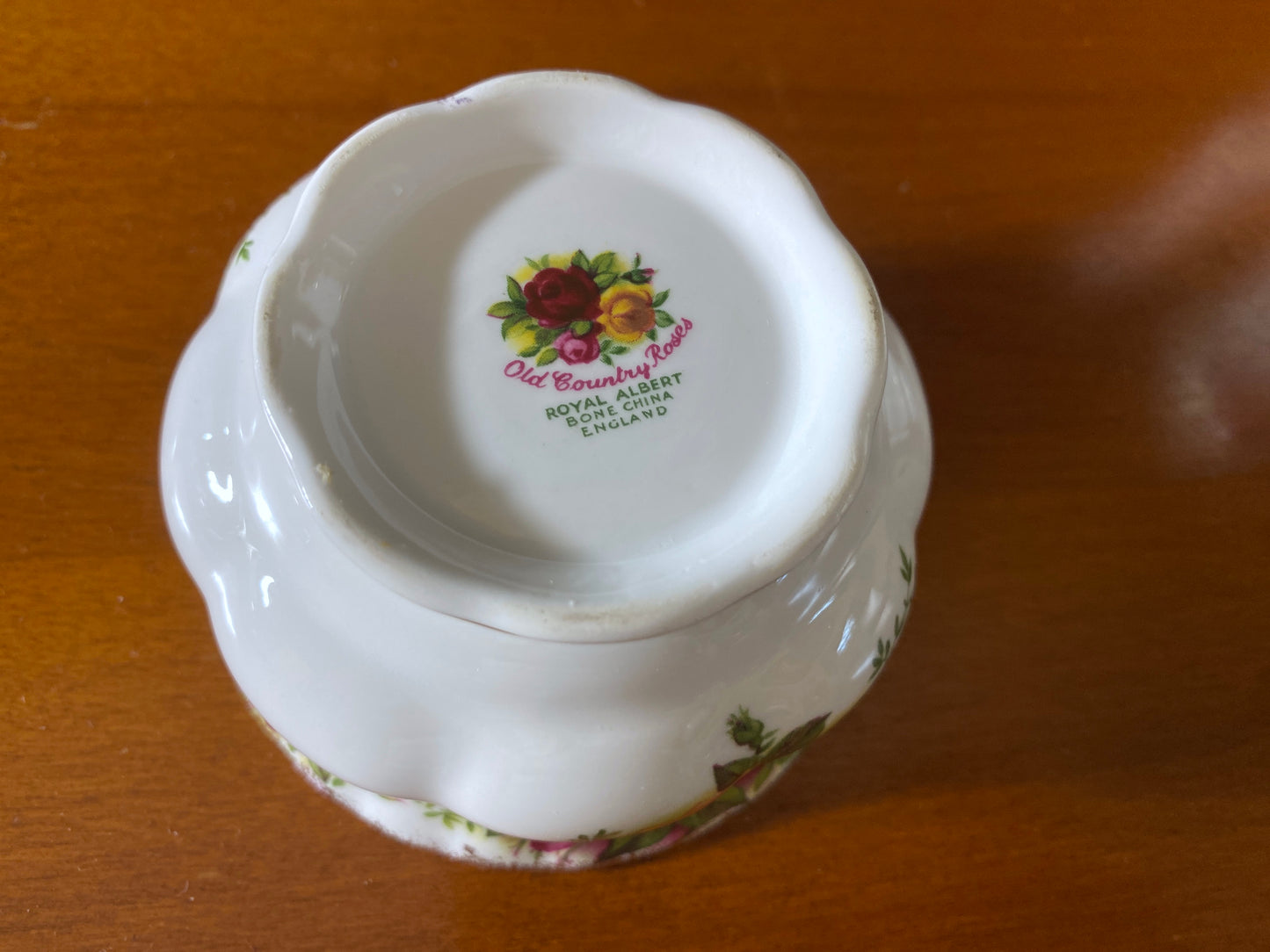 Royal Albert "Old Country Roses" tea service, 25 pcs, Bone china, made in England, Y1962, roses motif and gold trim, MINT!