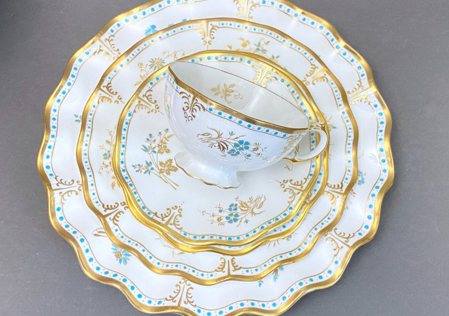 Royal Crown Derby Lombardy bone china dinner service for 12